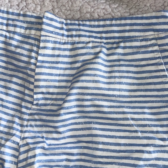 Stripped shorts - Picture 2 of 6